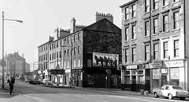 exterior view of the Cottage Bar 60 Eglinton Street